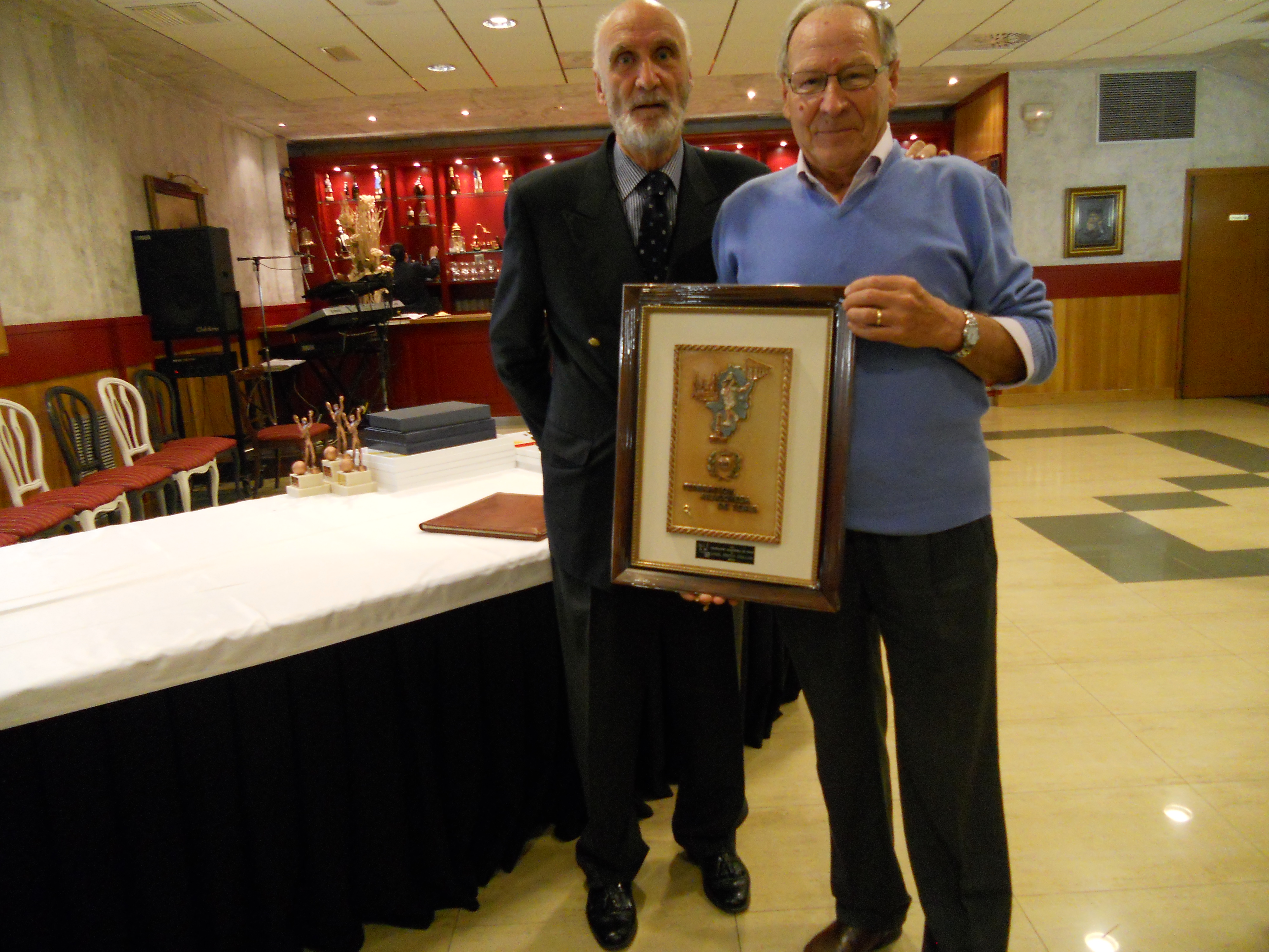 17-CENA ENTREGA DISTINCION 002