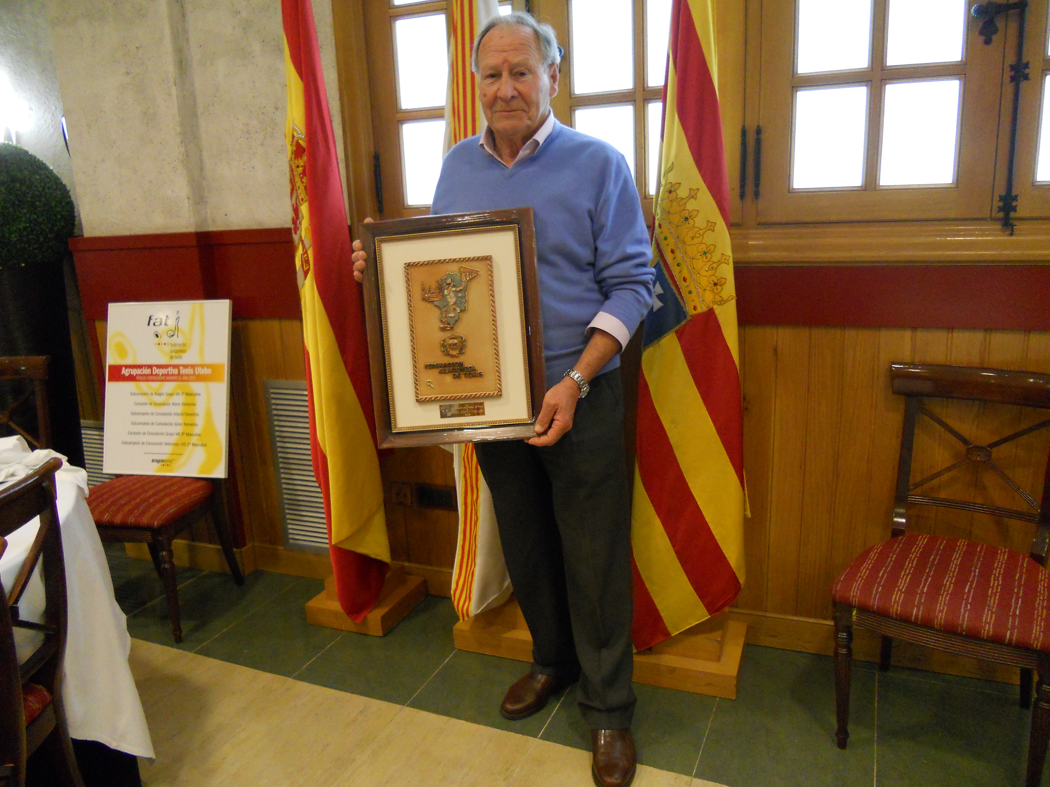 17-CENA ENTREGA DISTINCION 004